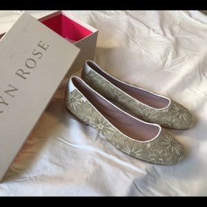 Taryn Rose women’s shoes new never worn in box